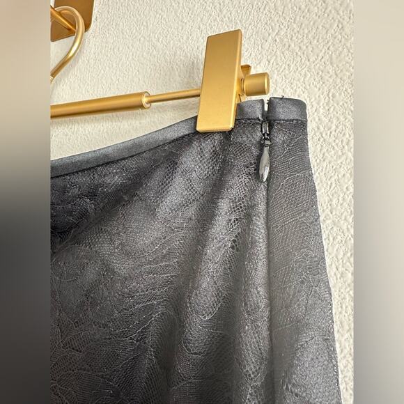 Y2K Black Lace Midi Skirt  Size 4 Sheer Nylon Overlay Whimsigoth Dark Romantic - Picture 3 of 4